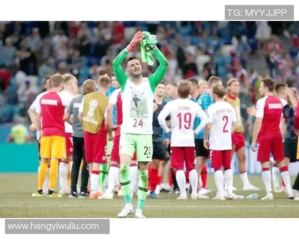 克字开头的足球明星盘点他们在绿茵场上的传奇故事与辉煌成就